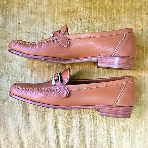 Stuart Weitzman Tan Brown Loafers 7AA - Picture 3 of 7